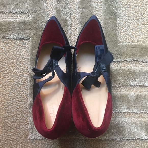 J. CREW - Falsetto Velvet Bow pump, Size 8 - Picture 3 of 7